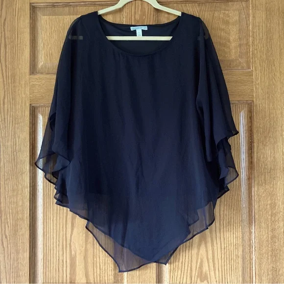 5/$15 Dana Buchman Sheer Black Poncho-style Top Large - Picture 1 of 7
